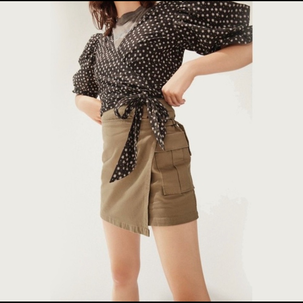 Urban Outfitters Green Khaki Cargo Skirt